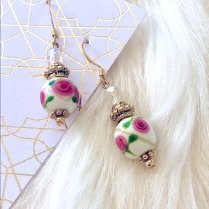 White and Roses Dangly Earrings!!!!